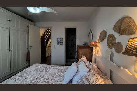 Casa de condomínio à venda com 151m², 3 quartos e 2 vagas Casa de condomínio à venda com 151m², 3 quartos e 2 vagasQuarto 1