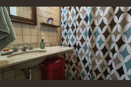 Casa de condomínio à venda com 151m², 3 quartos e 2 vagas Casa de condomínio à venda com 151m², 3 quartos e 2 vagasBanheiro