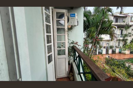 Casa de condomínio à venda com 151m², 3 quartos e 2 vagas Casa de condomínio à venda com 151m², 3 quartos e 2 vagasQuarto 1