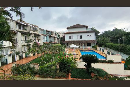Casa de condomínio à venda com 151m², 3 quartos e 2 vagas Casa de condomínio à venda com 151m², 3 quartos e 2 vagasVaranda do quarto 1