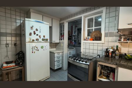 Casa de condomínio à venda com 151m², 3 quartos e 2 vagas Casa de condomínio à venda com 151m², 3 quartos e 2 vagasCozinha