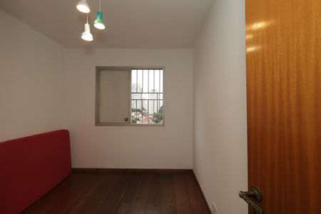 Apartamento à venda com 73m², 2 quartos e 1 vagaQuarto 2