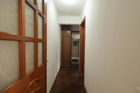 Apartamento à venda com 73m², 2 quartos e 1 vagaCorredor
