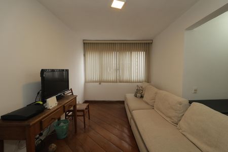 Apartamento à venda com 73m², 2 quartos e 1 vagaSala