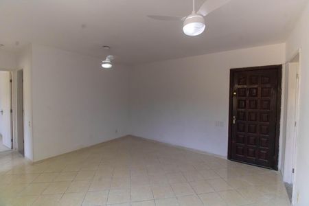 Sala de apartamento para alugar com 2 quartos, 70m² em Engenhoca, Niterói