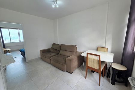 Sala de apartamento para alugar com 1 quarto, 51m² em Vila Tupi, Praia Grande