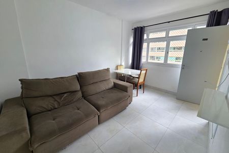 Sala de apartamento para alugar com 1 quarto, 51m² em Vila Tupi, Praia Grande