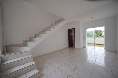 Sala/Cozinha de casa para alugar com 2 quartos, 90m² em Ingleses do Rio Vermelho, Florianópolis