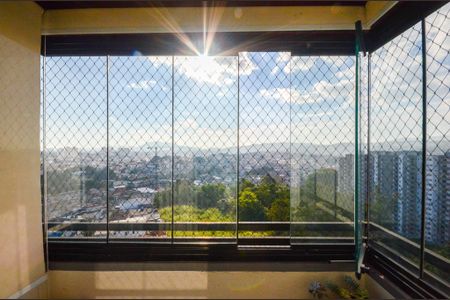 Apartamento à venda com 57m², 2 quartos e 1 vaga Apartamento à venda com 57m², 2 quartos e 1 vagaSala - Sacada