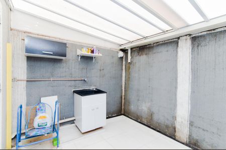 Apartamento para alugar com 45m², 2 quartos e 1 vagaÁrea de Serviço