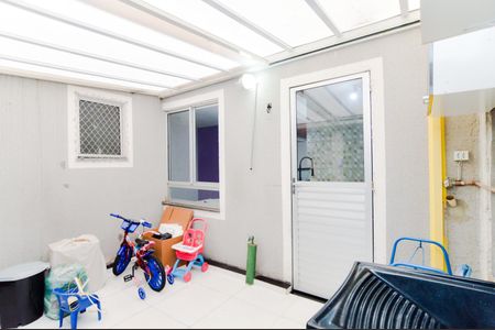 Apartamento para alugar com 45m², 2 quartos e 1 vagaÁrea de Serviço