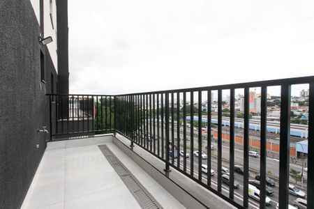 Apartamento para alugar com 42m², 1 quarto e sem vaga Apartamento para alugar com 42m², 1 quarto e sem vagaVaranda