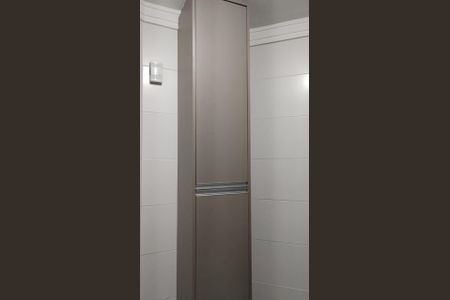 Cozinha de apartamento à venda com 2 quartos, 56m² em Jardim Wanda, Taboão da Serra