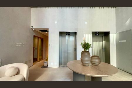 Studio à venda com 31m², 1 quarto e sem vaga Studio à venda com 31m², 1 quarto e sem vagaHall de entrada