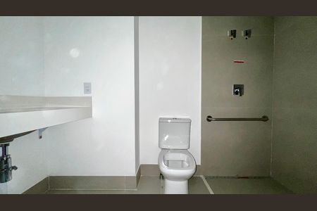 Studio à venda com 31m², 1 quarto e sem vaga Studio à venda com 31m², 1 quarto e sem vagaBanheiro