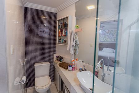 Apartamento à venda com 195m², 3 quartos e 2 vagasBanheiro da Suíte