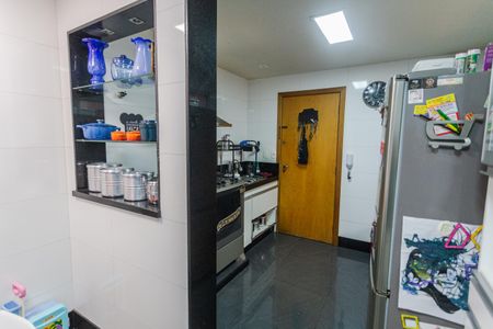 Apartamento à venda com 195m², 3 quartos e 2 vagasCopa/Cozinha