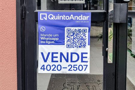 Apartamento à venda com 38m², 2 quartos e sem vaga Apartamento à venda com 38m², 2 quartos e sem vagaPlaquinha