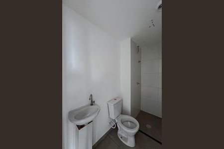 Apartamento à venda com 38m², 2 quartos e sem vaga Apartamento à venda com 38m², 2 quartos e sem vagaBanheiro