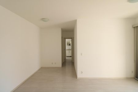 Apartamento para alugar com 68m², 2 quartos e 1 vagaSala