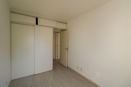 Apartamento para alugar com 68m², 2 quartos e 1 vagaQuarto