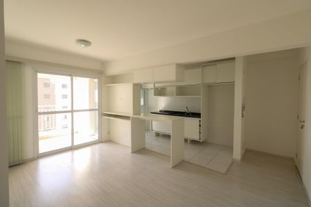 Apartamento para alugar com 68m², 2 quartos e 1 vagaSala