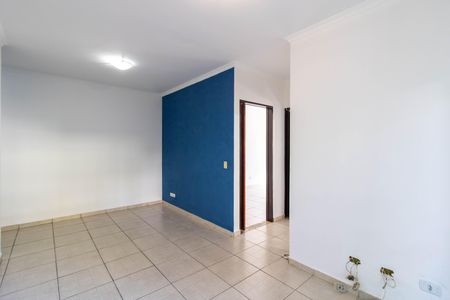 Apartamento para alugar com 62m², 2 quartos e 1 vagaSala
