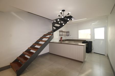 Sala / Cozinha de casa à venda com 2 quartos, 120m² em Parque Sao Domingos, São Paulo