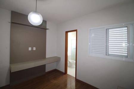 Casa à venda com 120m², 2 quartos e 2 vagasQuarto 2