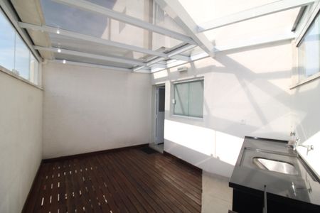 Casa à venda com 120m², 2 quartos e 2 vagasÁrea de Serviço