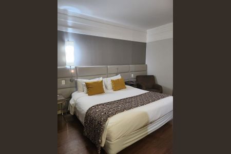Quarto de kitnet/studio à venda com 1 quarto, 28m² em Serra, Belo Horizonte