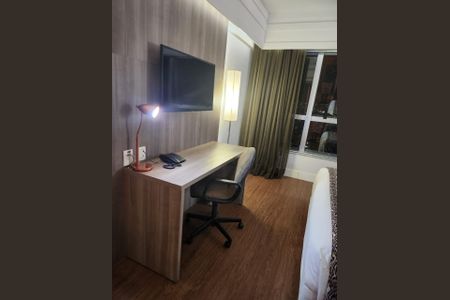 Quarto de kitnet/studio à venda com 1 quarto, 28m² em Serra, Belo Horizonte