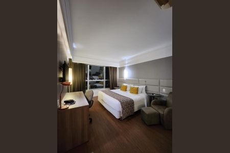 Quarto de kitnet/studio à venda com 1 quarto, 28m² em Serra, Belo Horizonte