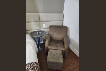 Sala de kitnet/studio à venda com 1 quarto, 28m² em Serra, Belo Horizonte