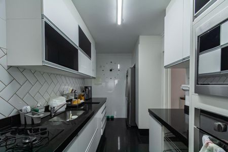 Apartamento para alugar com 98m², 3 quartos e 2 vagas Apartamento para alugar com 98m², 3 quartos e 2 vagasCozinha