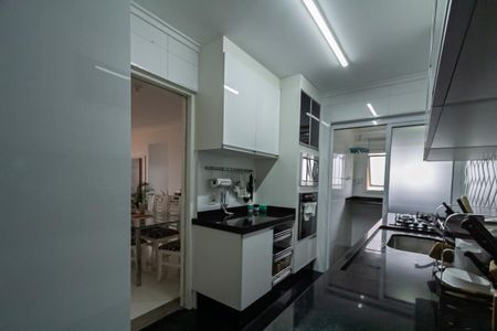 Apartamento para alugar com 98m², 3 quartos e 2 vagas Apartamento para alugar com 98m², 3 quartos e 2 vagasCozinha