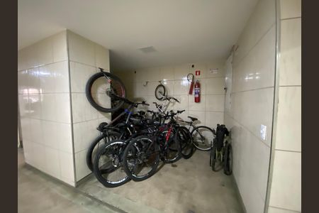Apartamento à venda com 66m², 2 quartos e 1 vaga
