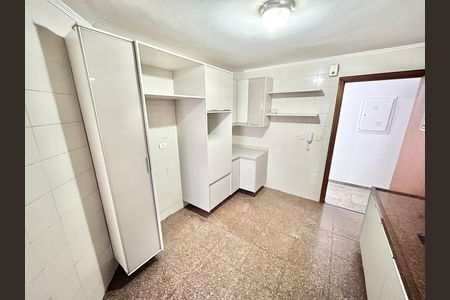 Apartamento para alugar com 97m², 3 quartos e 3 vagas Apartamento para alugar com 97m², 3 quartos e 3 vagasCozinha