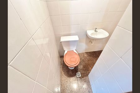 Apartamento para alugar com 97m², 3 quartos e 3 vagas Apartamento para alugar com 97m², 3 quartos e 3 vagasBanheiro de serviço