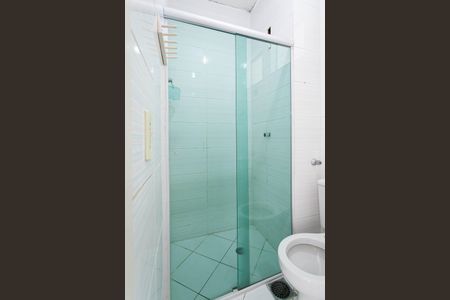 Banheiro social de apartamento à venda com 2 quartos, 42m² em Conjunto Nova Pampulha (justinopolis), Contagem