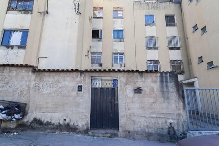 Apartamento à venda com 42m², 2 quartos e 1 vaga Apartamento à venda com 42m², 2 quartos e 1 vagaFachada