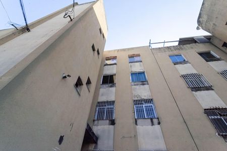 Apartamento à venda com 42m², 2 quartos e 1 vaga Apartamento à venda com 42m², 2 quartos e 1 vagaFachada