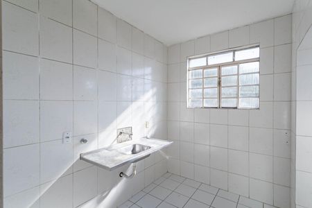 Cozinha de apartamento à venda com 2 quartos, 42m² em Conjunto Nova Pampulha (justinopolis), Contagem