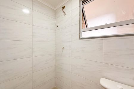 Apartamento à venda com 54m², 2 quartos e sem vaga Apartamento à venda com 54m², 2 quartos e sem vagaBanheiro Social
