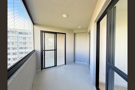 Apartamento para alugar com 55m², 2 quartos e 1 vaga Apartamento para alugar com 55m², 2 quartos e 1 vagaVaranda