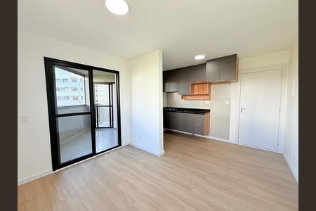 Sala/Cozinha de apartamento para alugar com 2 quartos, 55m² em Jardim São Luís, São Paulo