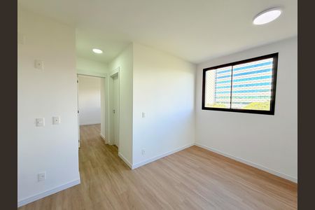 Sala/Cozinha de apartamento para alugar com 2 quartos, 55m² em Jardim São Luís, São Paulo