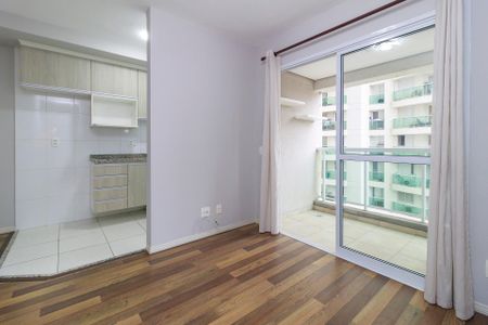 Sala de apartamento para alugar com 1 quarto, 39m² em Santo Amaro, São Paulo
