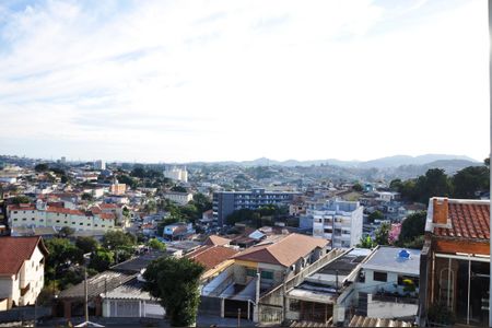 Casa à venda com 250m², 4 quartos e 3 vagas Casa à venda com 250m², 4 quartos e 3 vagasVista