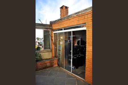 Casa à venda com 250m², 4 quartos e 3 vagas Casa à venda com 250m², 4 quartos e 3 vagasQuintal